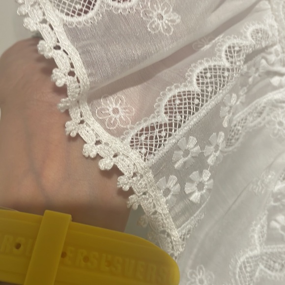 Sandro Ladies Lace Blouse Round Neck Ruffle Long Sleeve Top - Picture 11 of 11